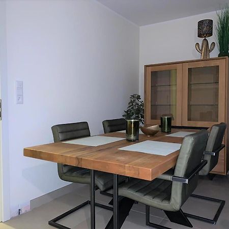 Landblick 1 - Luxusferienwohnung Fuer 4 Personen Norddeich  Eksteriør billede